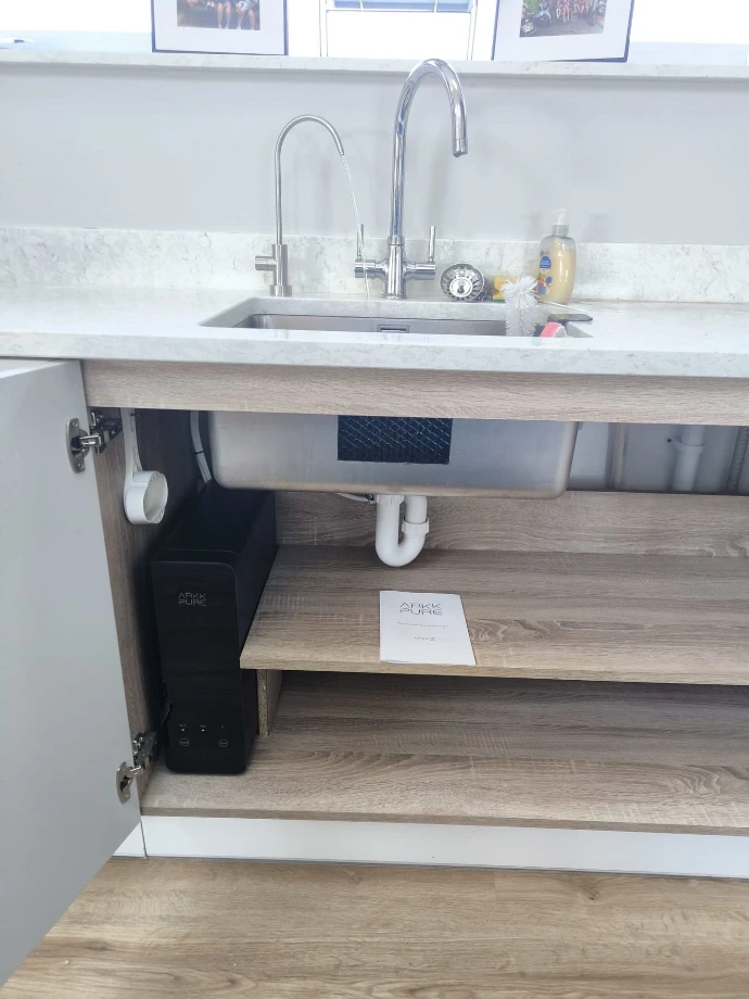 ArkkZ reverse osmosis water filter fits small under sink space